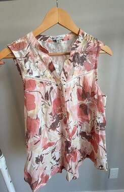 Kate Park Women's Floral Print Sleeveless Button-Down Tank Top with Lace Details